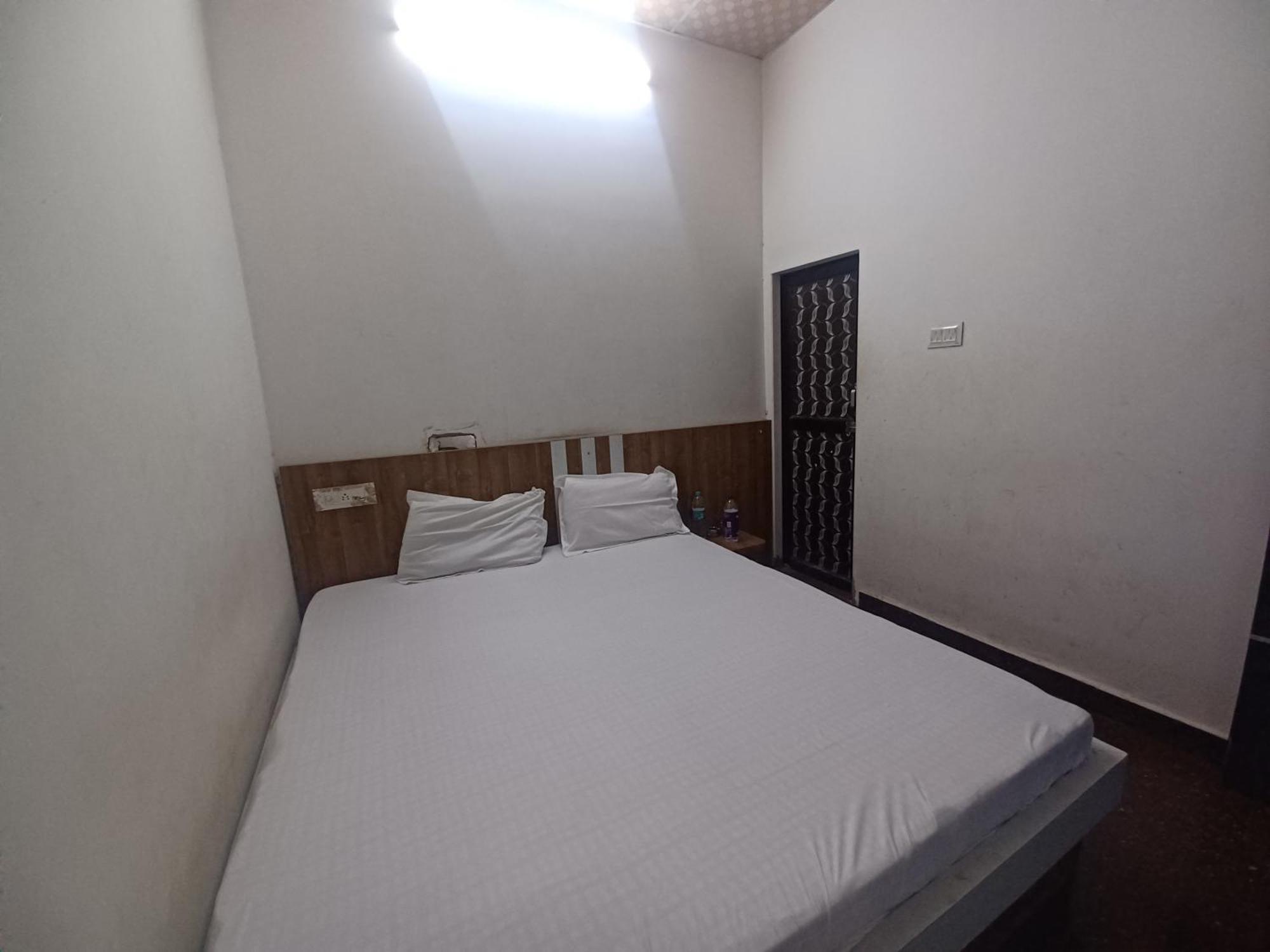 Athitya Hotel And Resort Sikar Camera foto